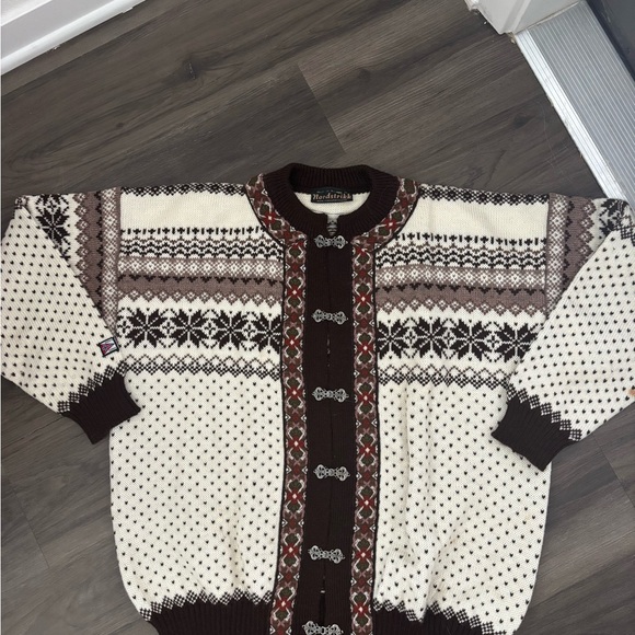 Nordstrikk Sweaters - Vintage Nordic Knit Cardigan